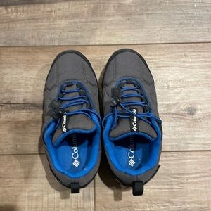 Columbia little kids waterproof hiking/snow shoes size 12
